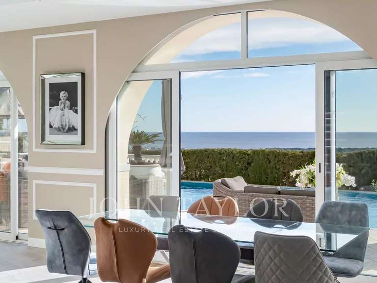 Villa with Sea view Mandelieu-la-Napoule - 6 bedrooms - 299m²