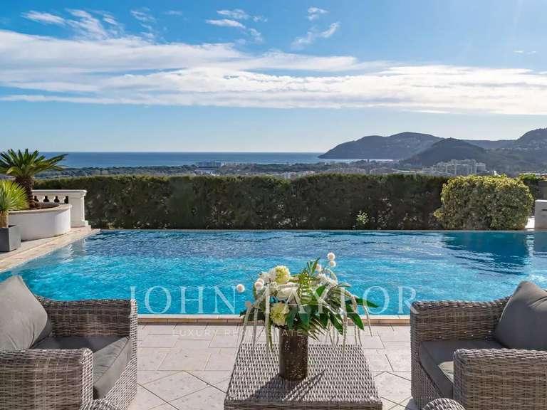 Villa with Sea view Mandelieu-la-Napoule - 6 bedrooms - 299m²