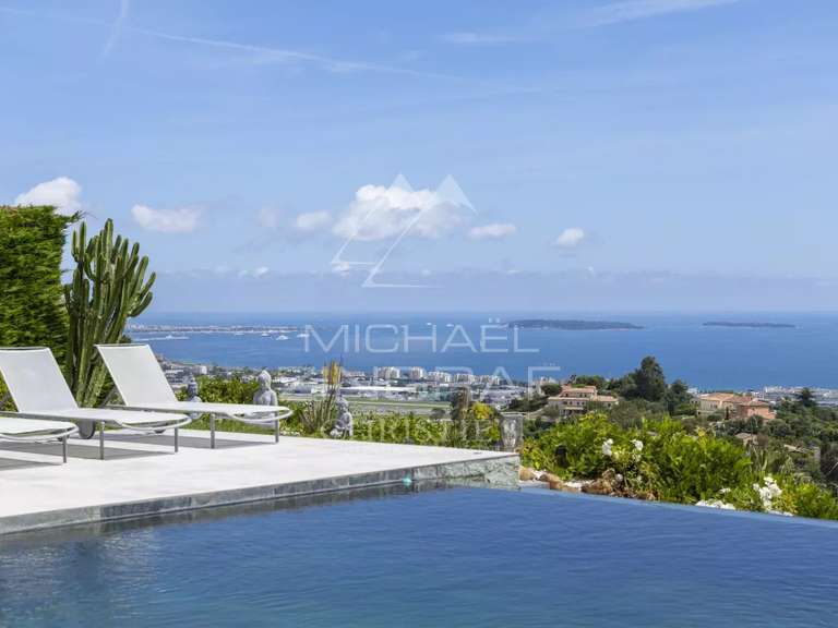 Villa with Sea view Mandelieu-la-Napoule - 4 bedrooms - 215m²