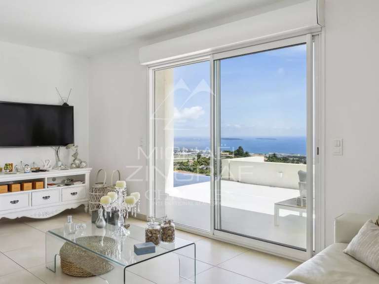 Villa with Sea view Mandelieu-la-Napoule - 4 bedrooms - 215m²