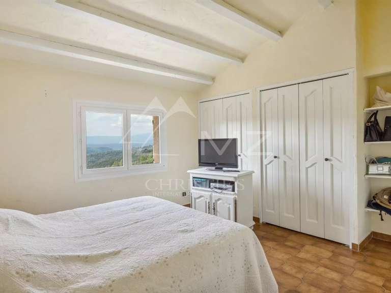 Villa Mandelieu-la-Napoule - 4 bedrooms - 194m²