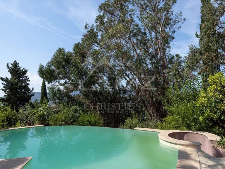 Villa Mandelieu-la-Napoule - 4 bedrooms - 256m²