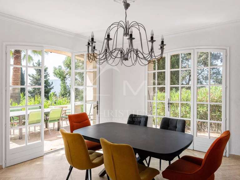 Villa Mandelieu-la-Napoule - 4 bedrooms - 256m²