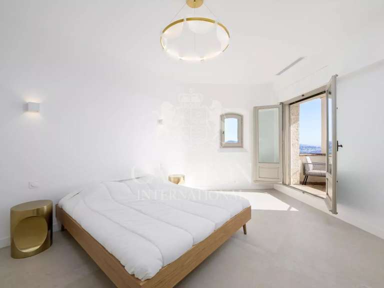 Villa Mandelieu-la-Napoule - 4 bedrooms - 307m²