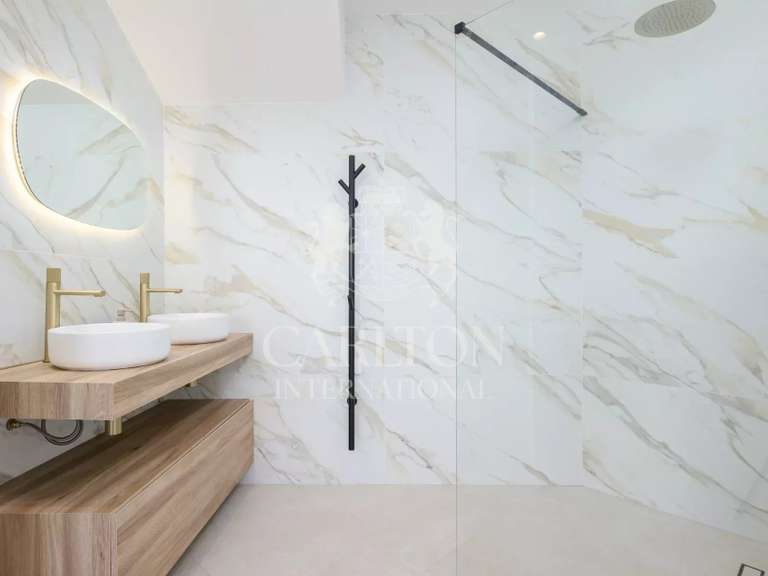 Villa Mandelieu-la-Napoule - 4 bedrooms - 307m²