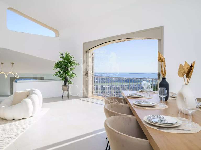 Villa Mandelieu-la-Napoule - 4 bedrooms - 307m²