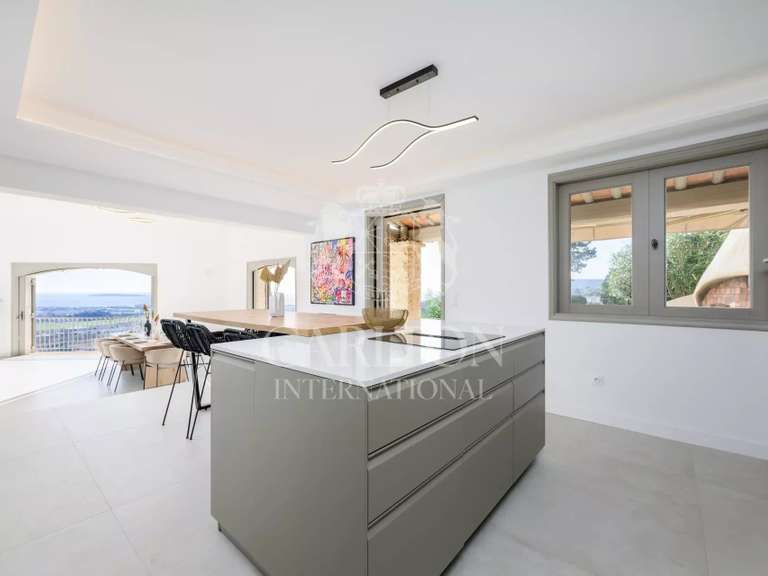 Villa Mandelieu-la-Napoule - 4 bedrooms - 307m²