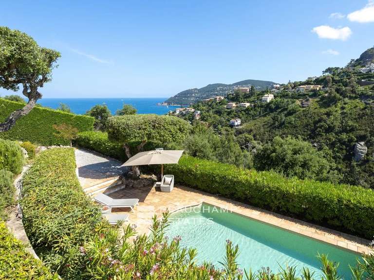 Villa with Sea view Mandelieu-la-Napoule - 5 bedrooms - 183m²