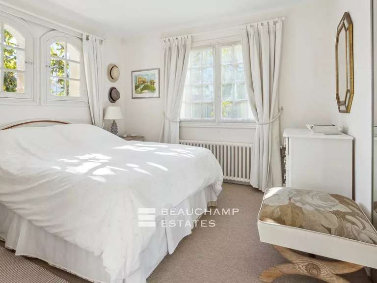 Villa with Sea view Mandelieu-la-Napoule - 5 bedrooms - 183m²