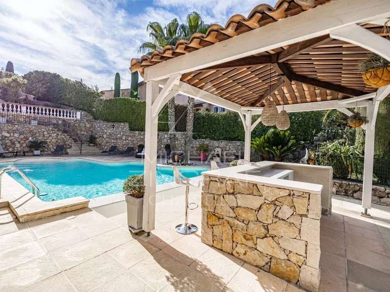 Villa Mandelieu-la-Napoule - 4 chambres - 205m²