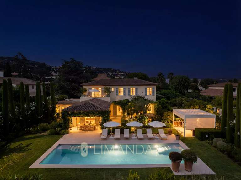 Villa Mandelieu-la-Napoule - 4 chambres - 250m²