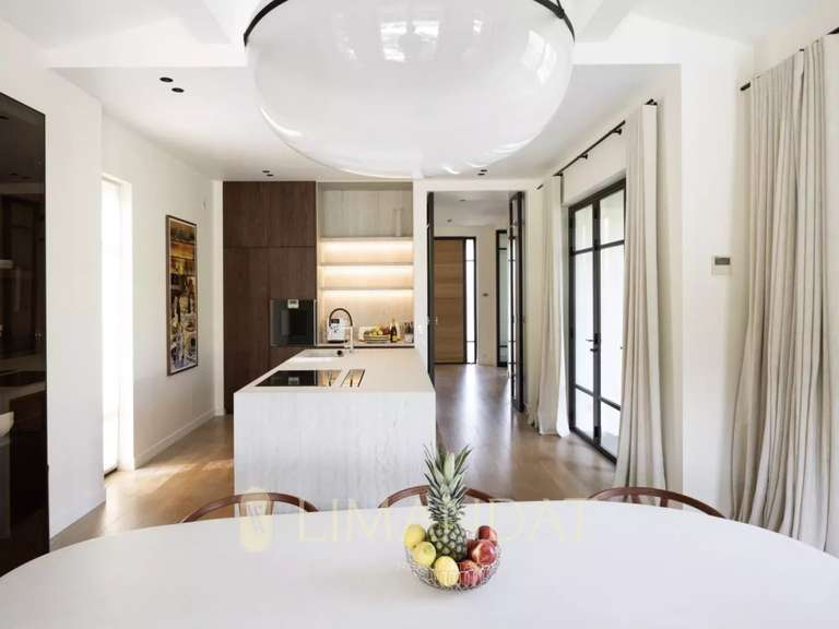 Villa Mandelieu-la-Napoule - 4 chambres - 250m²