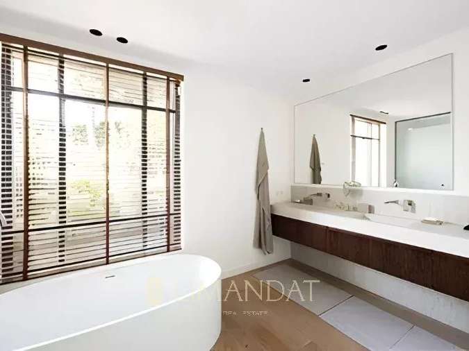 Villa Mandelieu-la-Napoule - 4 chambres - 250m²