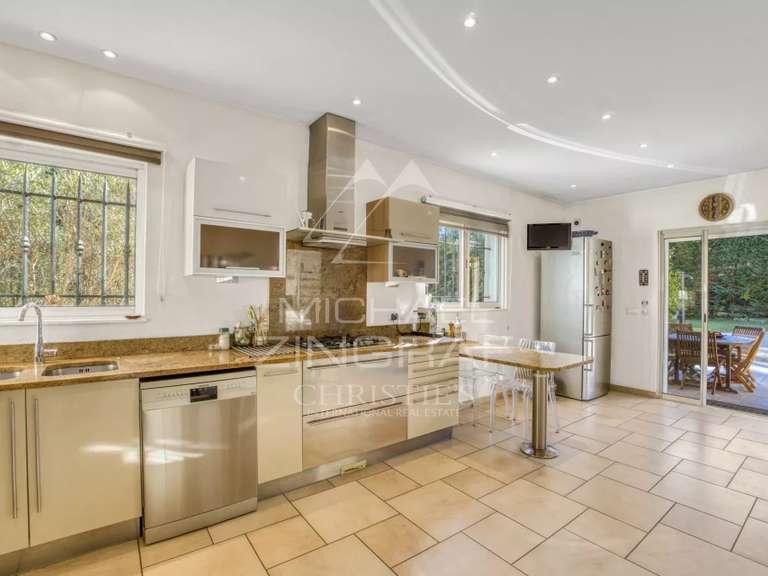 Villa Mandelieu-la-Napoule - 4 chambres - 289m²