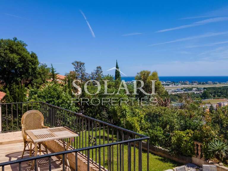 Villa Mandelieu-la-Napoule - 3 chambres - 135m²