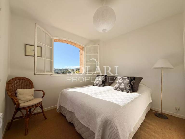 Villa Mandelieu-la-Napoule - 3 chambres - 135m²