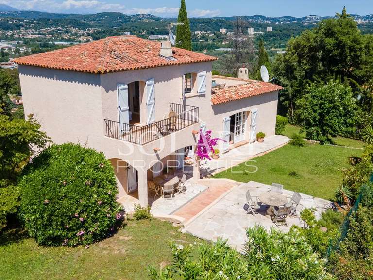 Villa Mandelieu-la-Napoule - 3 chambres - 135m²