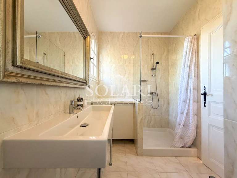 Villa Mandelieu-la-Napoule - 3 chambres - 135m²