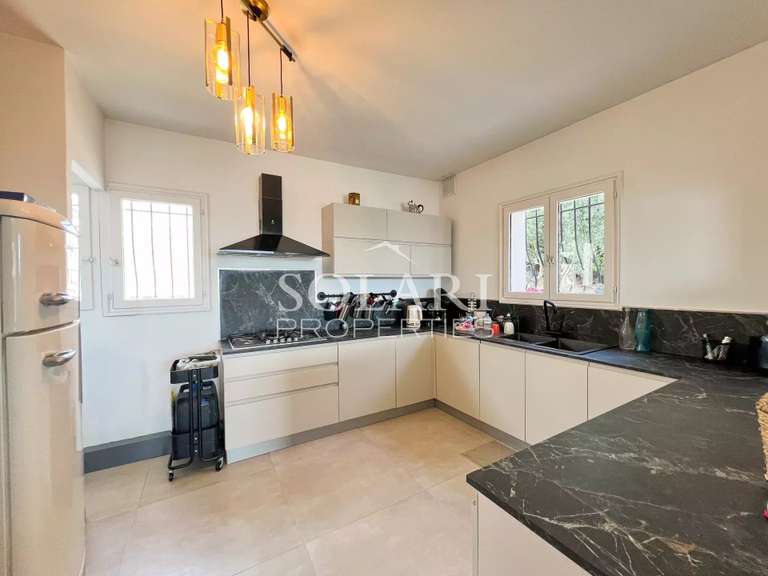 Villa Mandelieu-la-Napoule - 4 chambres - 190m²