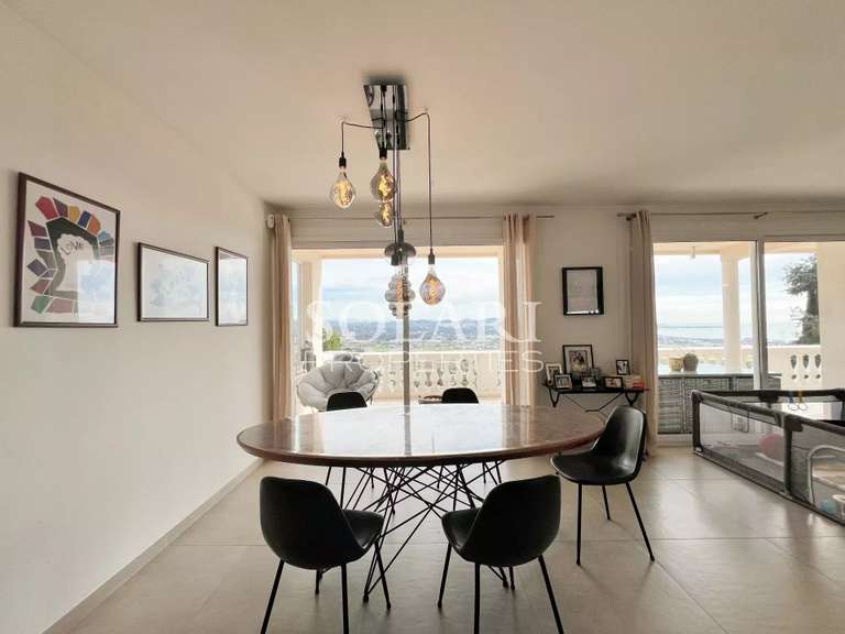 Villa Mandelieu-la-Napoule - 4 chambres - 190m²