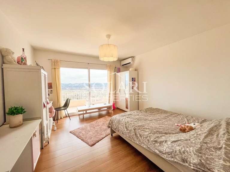 Villa Mandelieu-la-Napoule - 4 chambres - 190m²