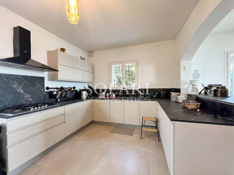 Villa Mandelieu-la-Napoule - 4 chambres - 190m²