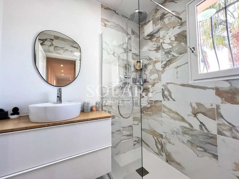 Villa Mandelieu-la-Napoule - 4 chambres - 190m²