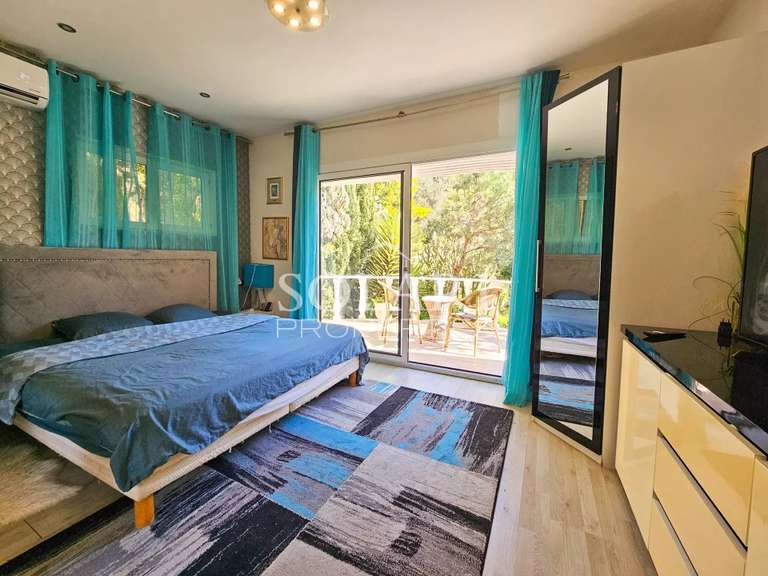 Villa Mandelieu-la-Napoule - 6 chambres - 227m²