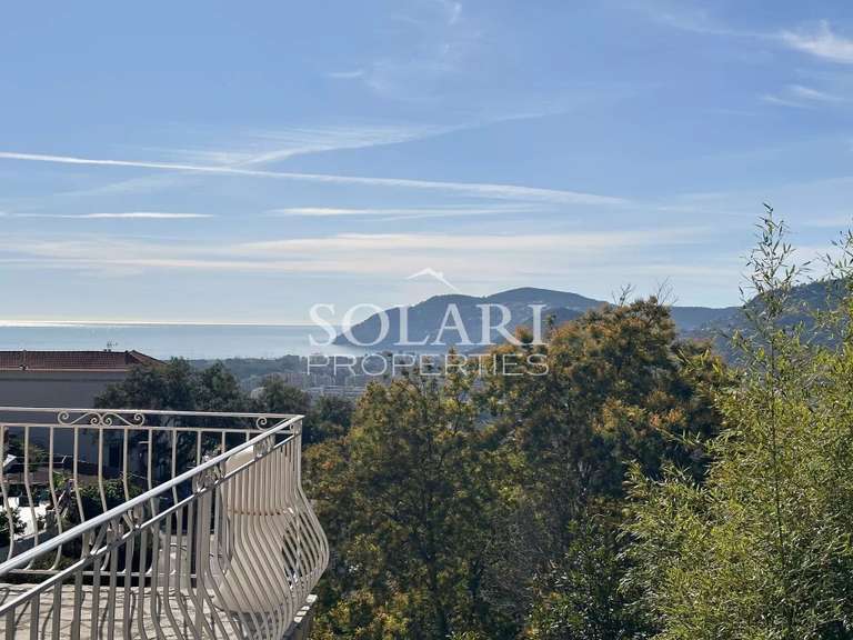 Villa Mandelieu-la-Napoule - 6 chambres - 227m²