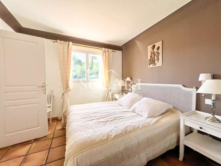 Villa Mandelieu-la-Napoule - 5 chambres - 221m²