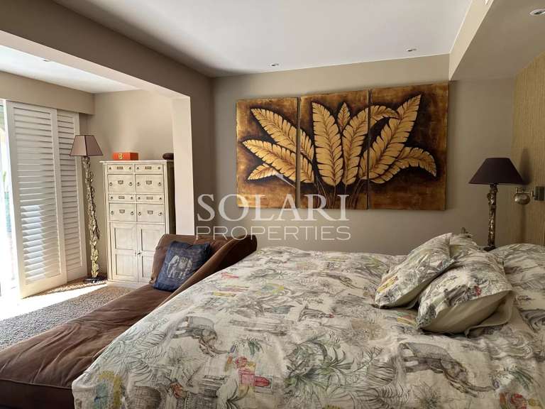 Villa Mandelieu-la-Napoule - 5 chambres - 221m²