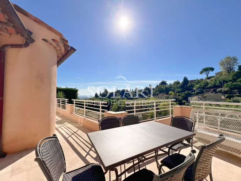 Villa Mandelieu-la-Napoule - 5 chambres - 221m²