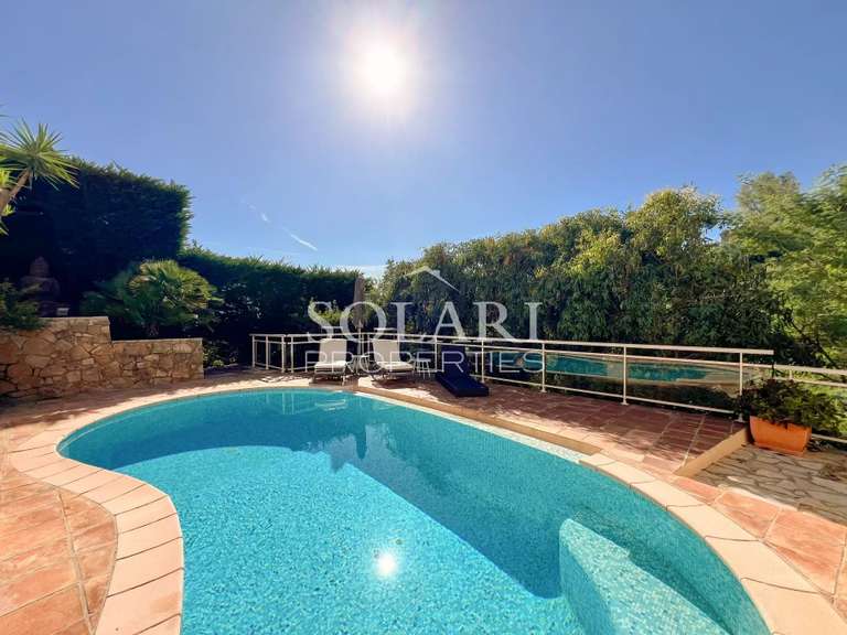 Villa Mandelieu-la-Napoule - 5 chambres - 221m²
