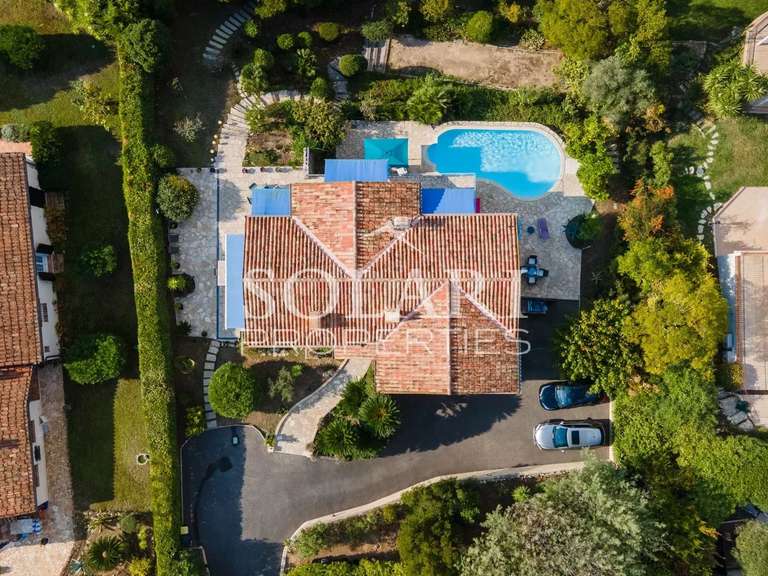 Villa Mandelieu-la-Napoule - 5 chambres - 175m²