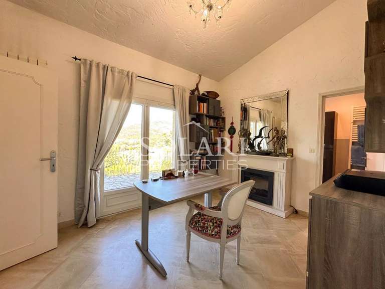 Villa Mandelieu-la-Napoule - 5 chambres - 175m²