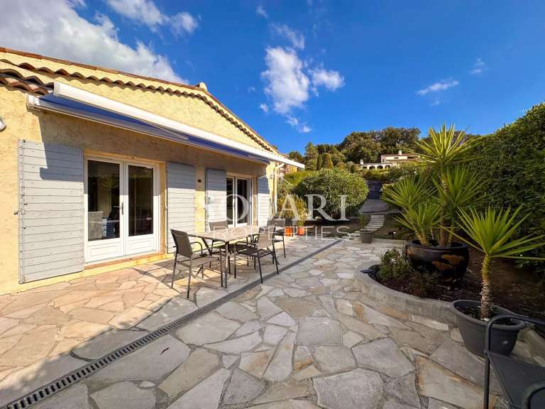 Villa Mandelieu-la-Napoule - 5 chambres - 175m²