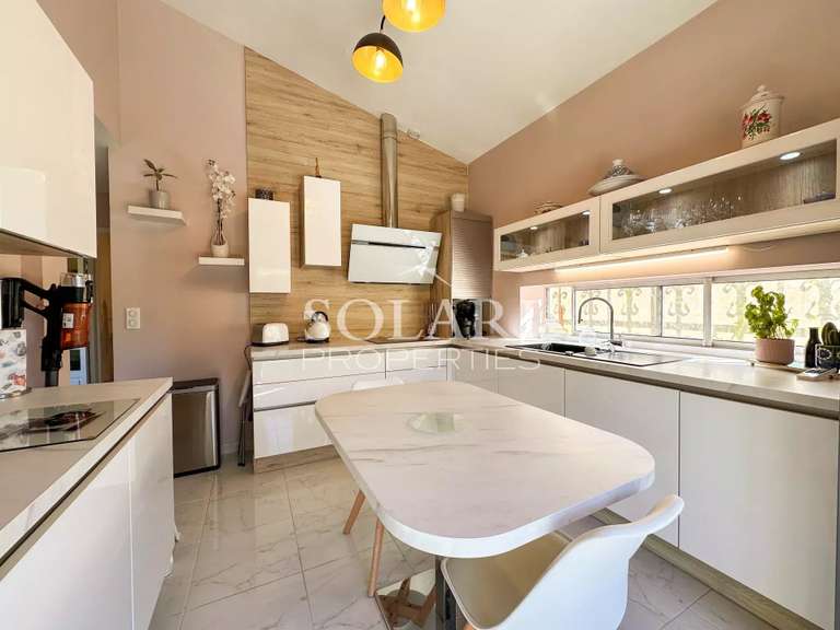 Villa Mandelieu-la-Napoule - 5 chambres - 175m²