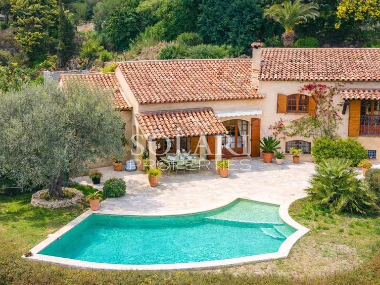 Villa Mandelieu-la-Napoule - 6 chambres - 214m²