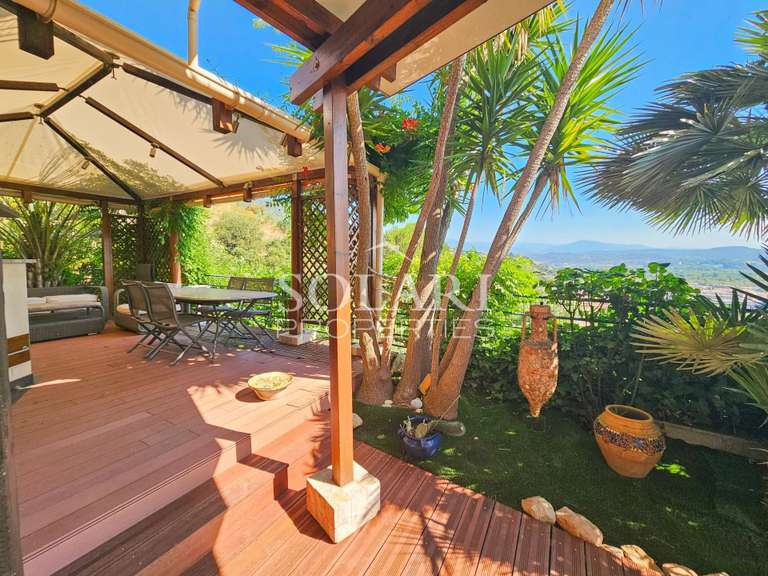 Villa Mandelieu-la-Napoule - 5 bedrooms - 289m²