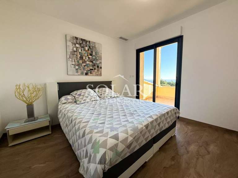 Villa Mandelieu-la-Napoule - 4 chambres - 223m²