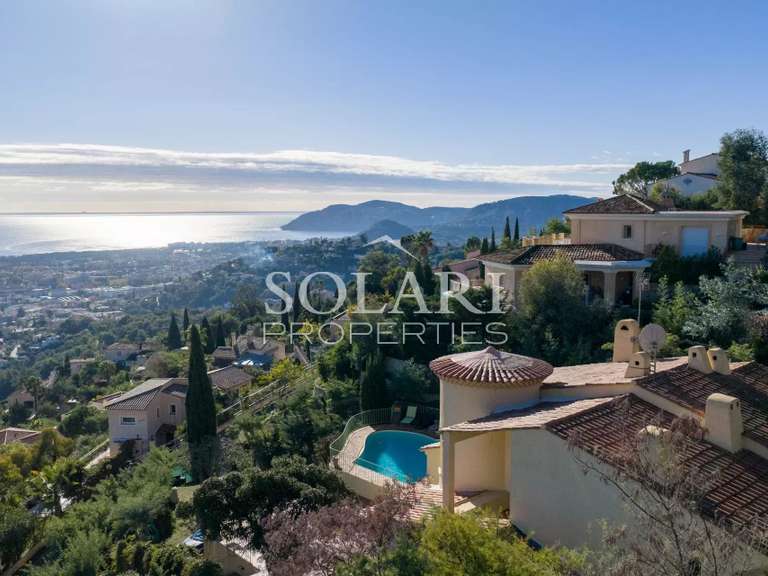 Villa Mandelieu-la-Napoule - 4 chambres - 223m²