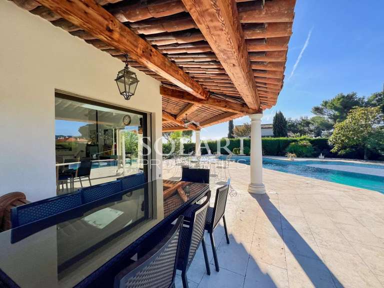 Villa Mandelieu-la-Napoule - 4 chambres - 202m²