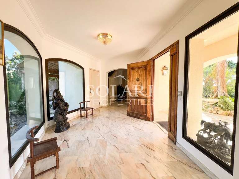 Villa Mandelieu-la-Napoule - 4 chambres - 202m²