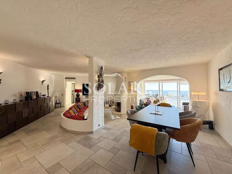 Villa Mandelieu-la-Napoule - 3 chambres - 245m²