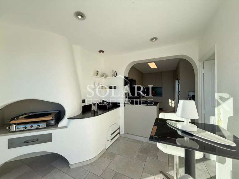 Villa Mandelieu-la-Napoule - 3 chambres - 245m²