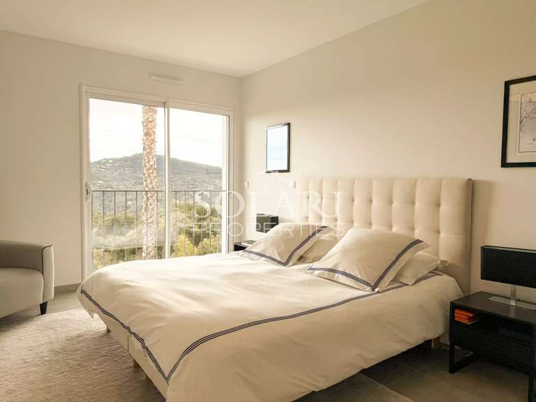 Villa Mandelieu-la-Napoule - 4 chambres - 237m²