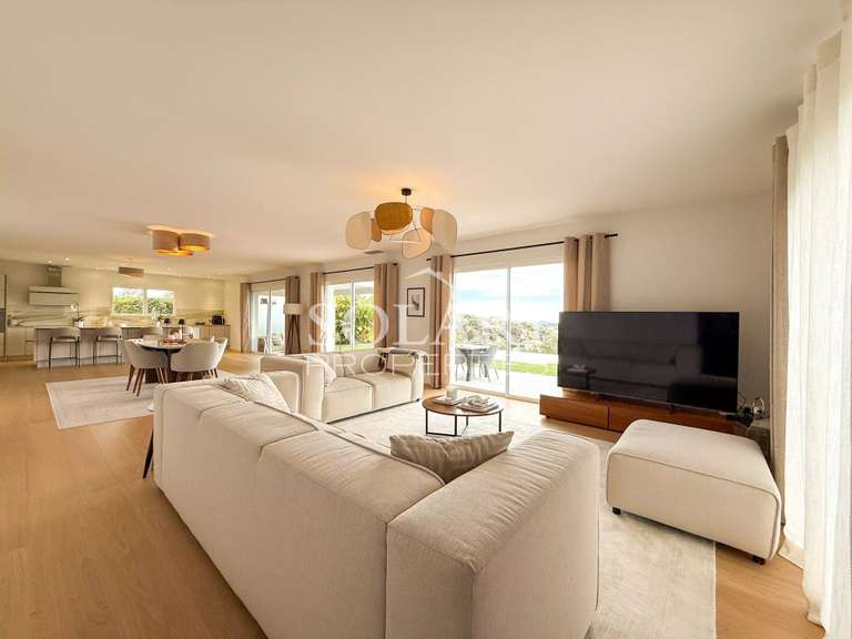 Villa Mandelieu-la-Napoule - 4 chambres - 237m²