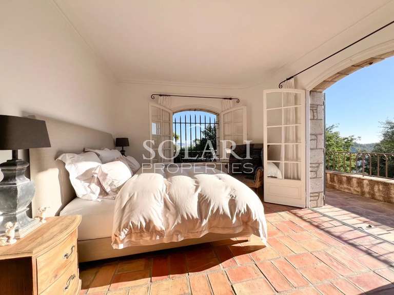 Villa Mandelieu-la-Napoule - 4 chambres - 305m²