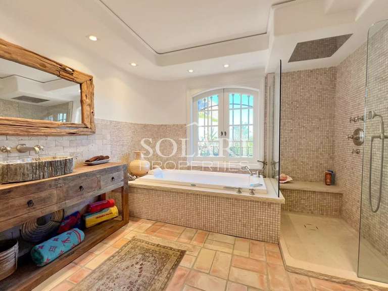 Villa Mandelieu-la-Napoule - 4 chambres - 305m²