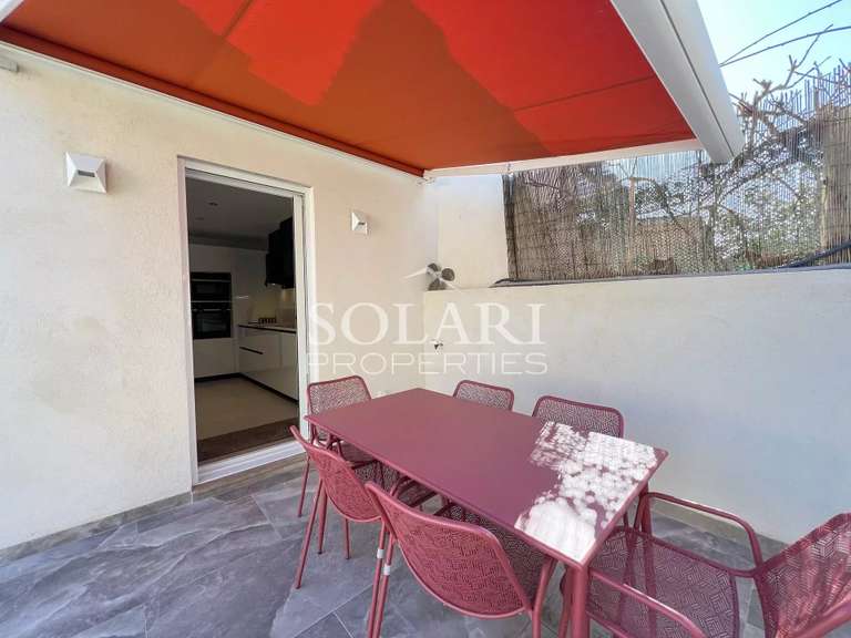 Villa Mandelieu-la-Napoule - 3 chambres - 130m²